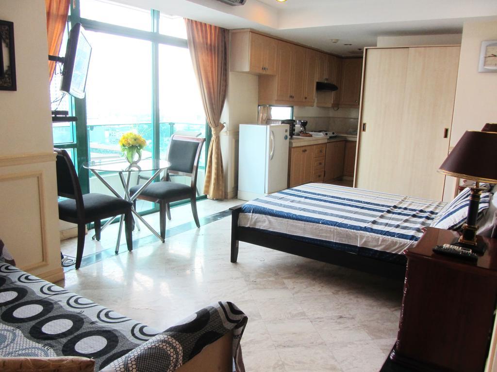 Baywatch Tower Otel Manila Dış mekan fotoğraf